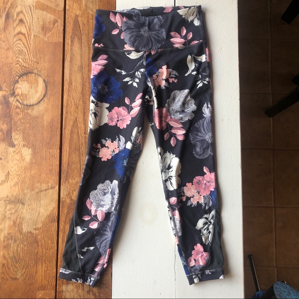 Old Navy Floral Athletic Leggings